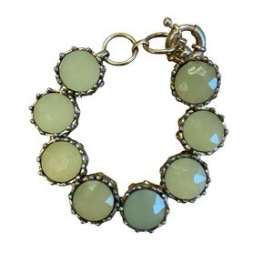 Chic Gold and Green Bracelet